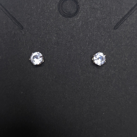 CZ Stud Earrings Mini XS 0.4cm - Picture 11 of 13